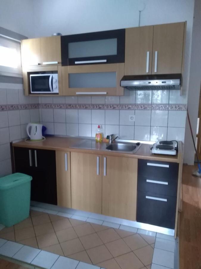 Apartment Busljeta Starigrad Paklenica Esterno foto