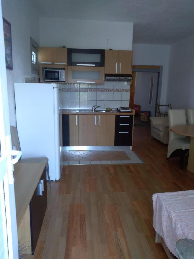 Apartment Busljeta Starigrad Paklenica Esterno foto