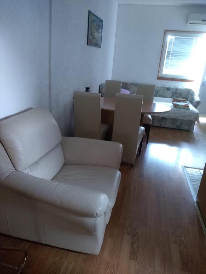 Apartment Busljeta Starigrad Paklenica Esterno foto