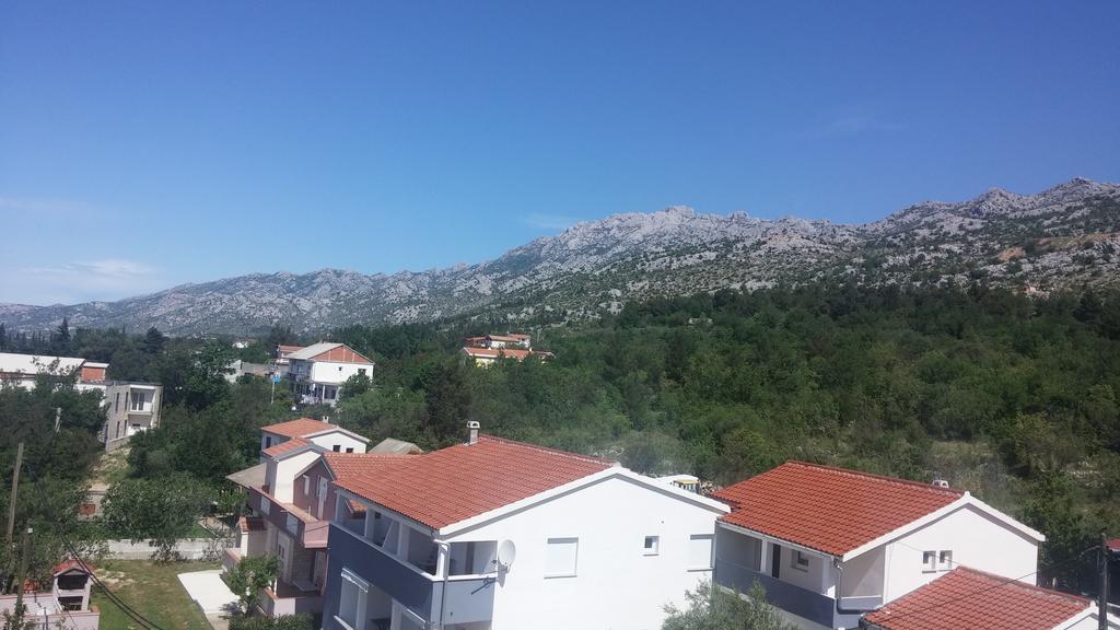 Apartment Busljeta Starigrad Paklenica Esterno foto