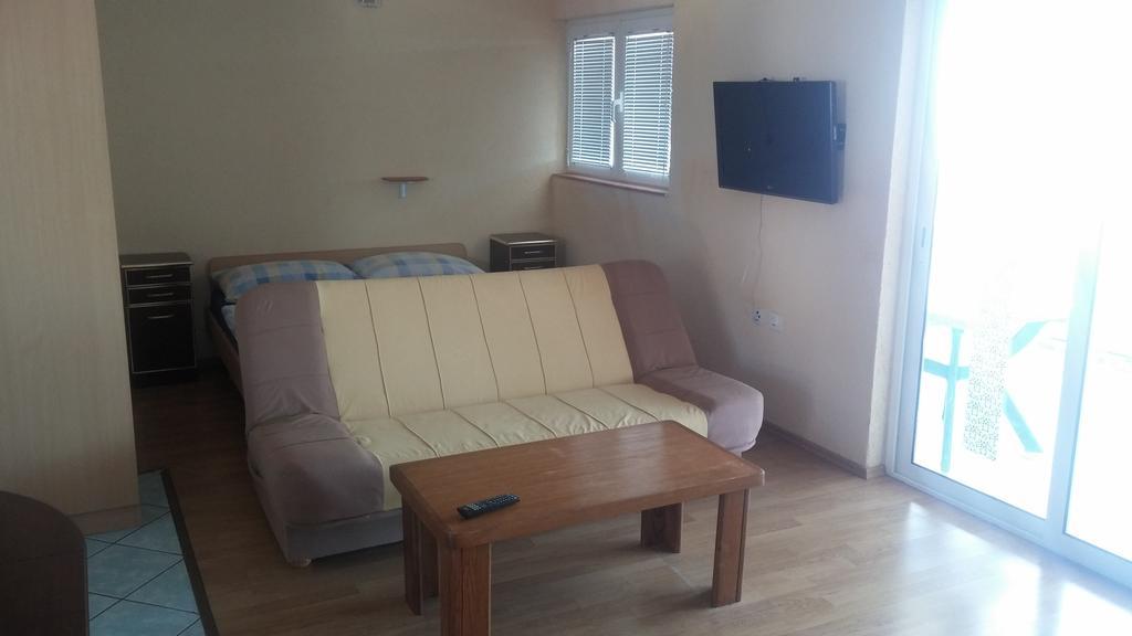 Apartment Busljeta Starigrad Paklenica Esterno foto